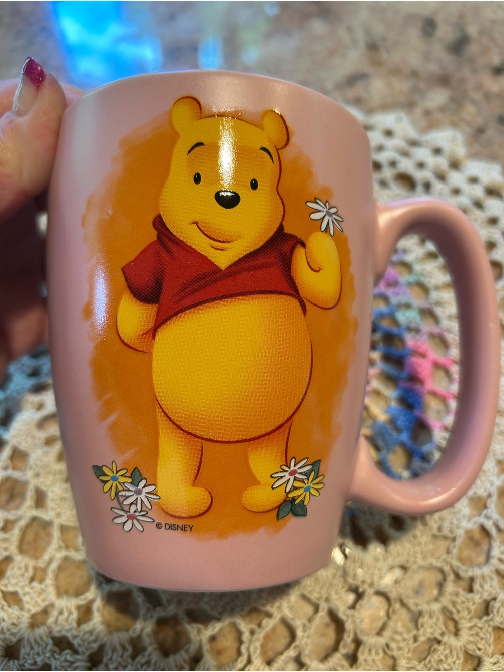 Winnie The Pooh & Daisies Mauve Ceramic Mug 20 oz 5”x4”w. Disney Store. Pristine - Picture 5 of 9